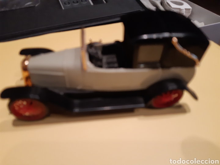 Coches a escala: Coche EKO 1/43 plastico - Foto 3