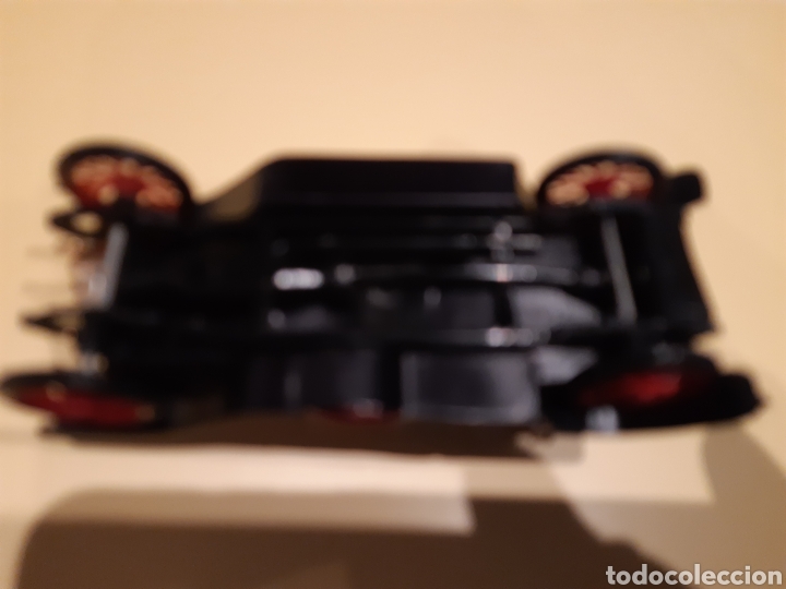 Coches a escala: Coche EKO 1/43 plastico - Foto 4