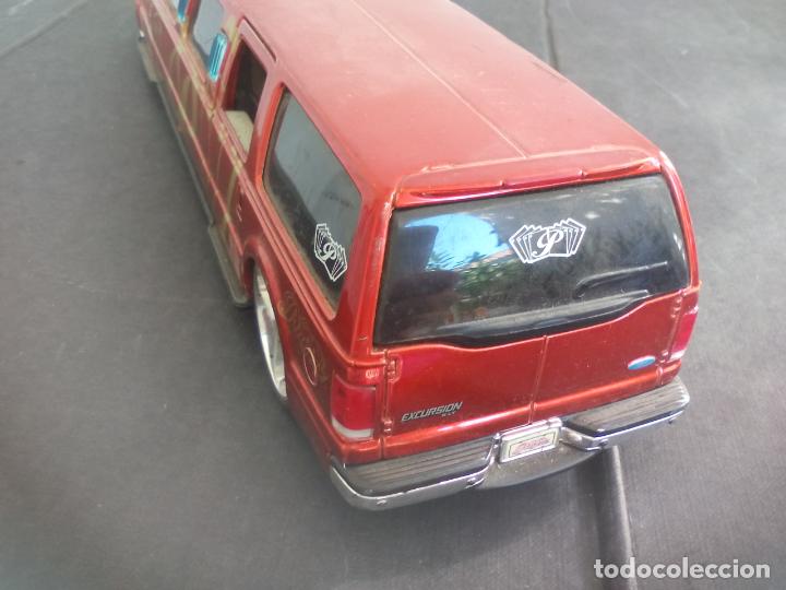Coches a escala: Ford Excursion Maisto Playerz. 34 CM - Foto 5
