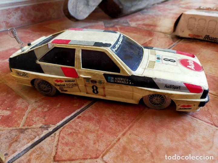 Coches a escala: Antiguo coche de juguete Audi Quattro Teledirigido a pilas - A restaurar. - Foto 10 - 237929715