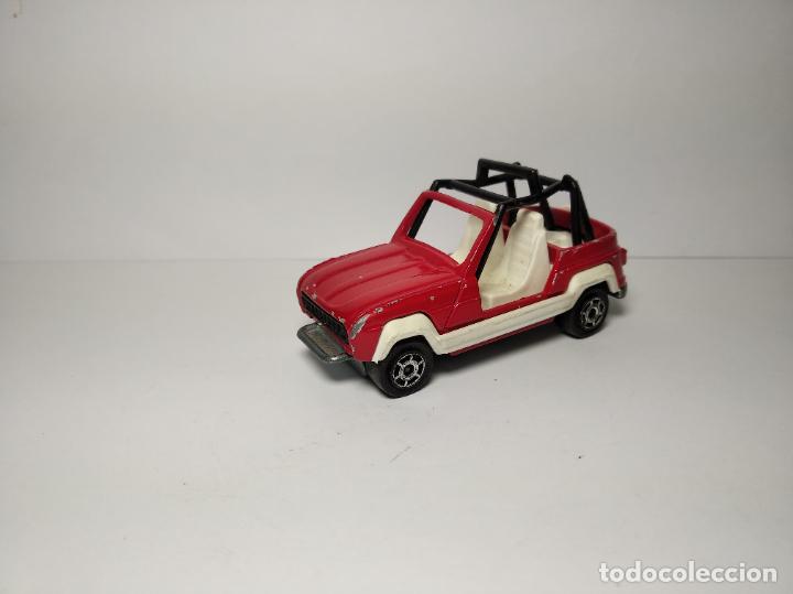 Coches a escala: RENAULT 4 JP4 DE MAJORETTE. .1,64