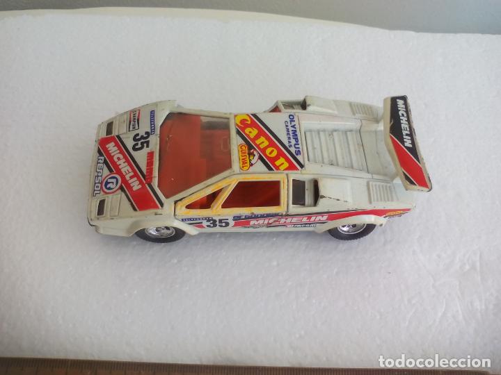 Coches a escala: LAMBORGHINI COUNTACH. GUISVAL. ESCALA 1/30