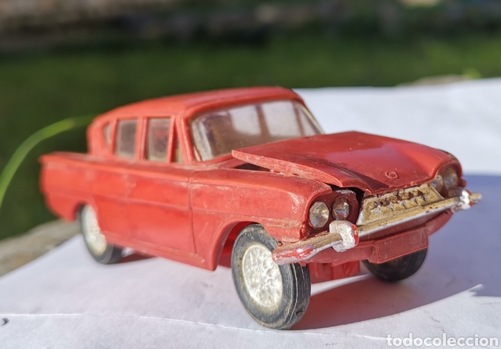 Auto in scala: Coche a escala FORD C&oacute;nsul 315 - MINIALUXE - Capoy Suspensi&oacute;n Brevete SGDG - Made in France