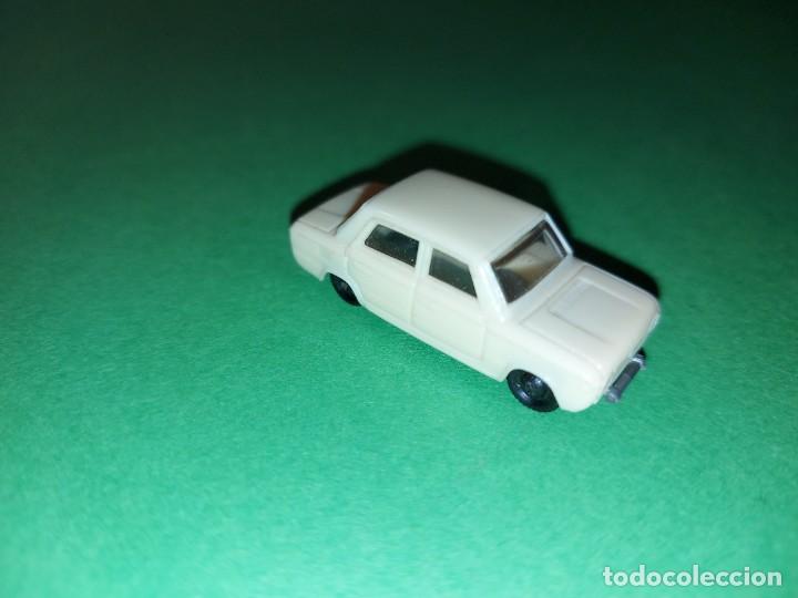Coches a escala: COCHE SEAT DE EKO