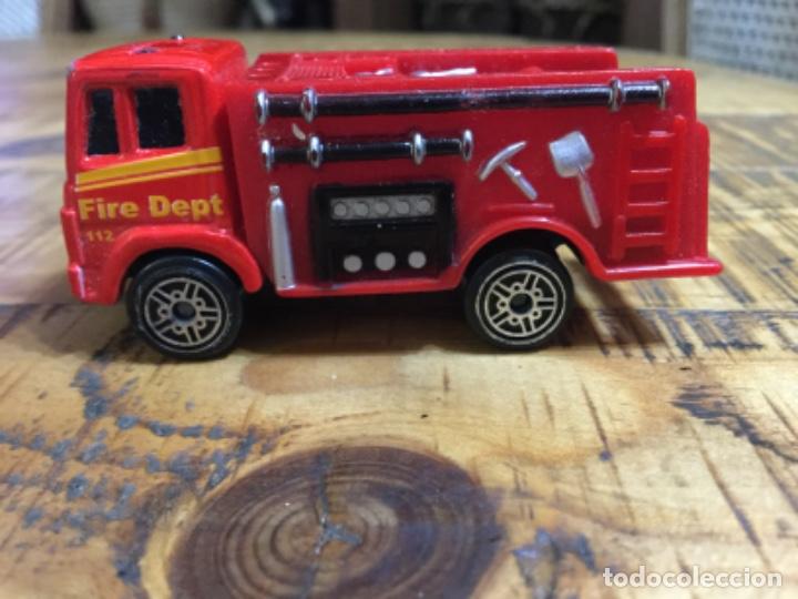 Coches a escala: MAISTO - CAMI&Oacute;N DE BOMBEROS - FIRE DEPT 112 - MADE IN CHINA