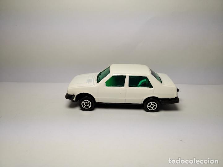 Coches a escala: SEAT MALAGA DE GUISVAL CAMPEON 1,64