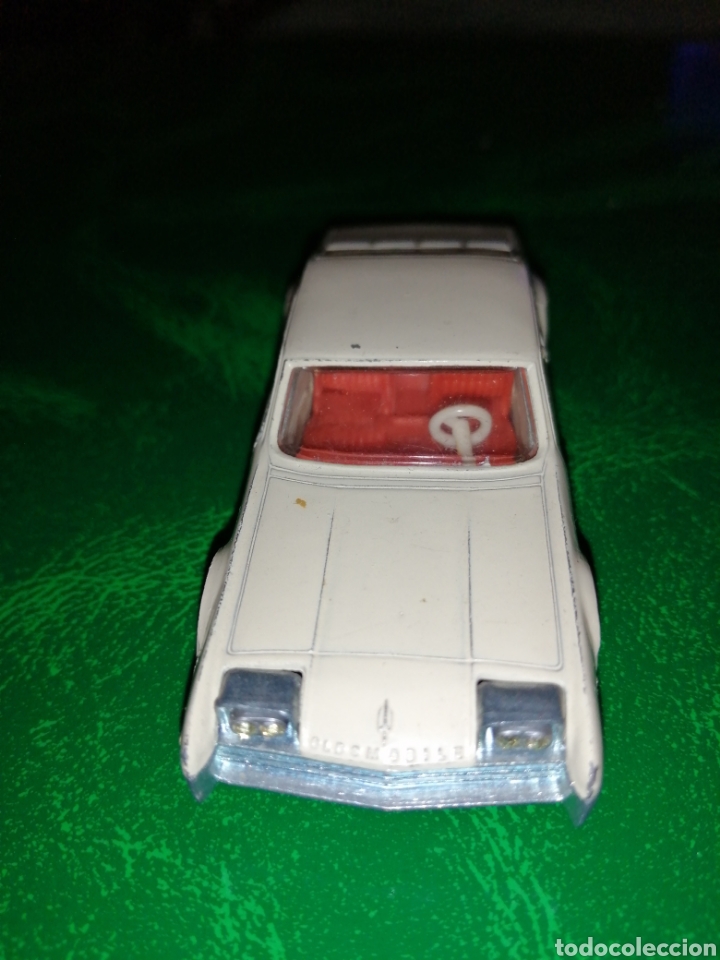 Coches a escala: OLDS MOBILE TORONADO, SIKU 267 - Foto 2