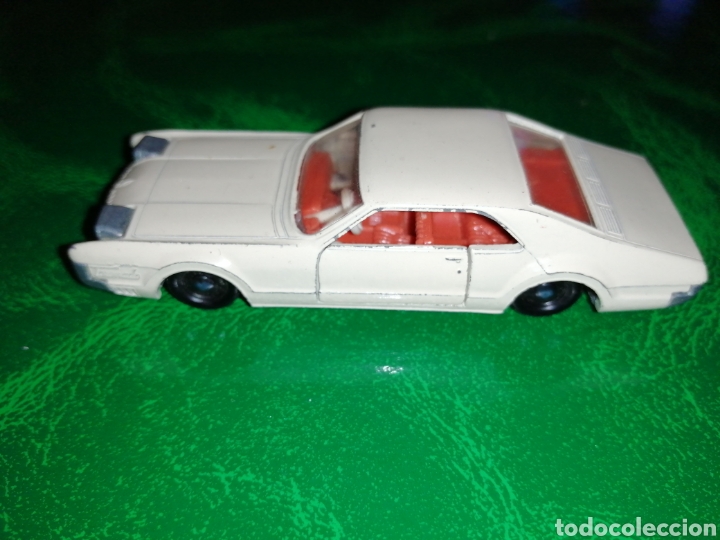 Coches a escala: OLDS MOBILE TORONADO, SIKU 267 - Foto 3