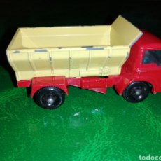 Coches a escala: MATCHBOX SERIES, GRIT-SPREADING TRUCK, LESNEY N 70