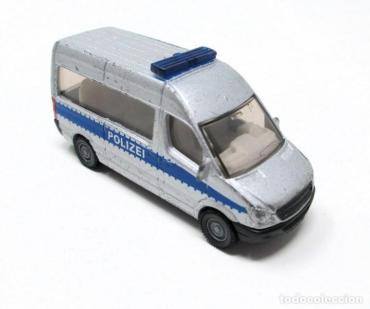 Coches a escala: Furgoneta de Policia - Polizei de Siku - 8 cm de largo