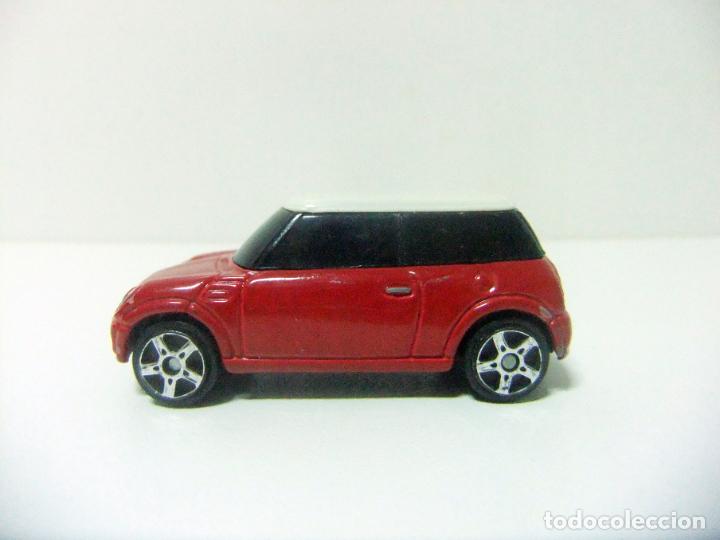 Coches a escala: MINI COOPER - MAISTO FRESH METAL - ESCALA 1:64 APROX COCHE JUGUETE CAR MINIATURA AUTO TOY RED ROJO