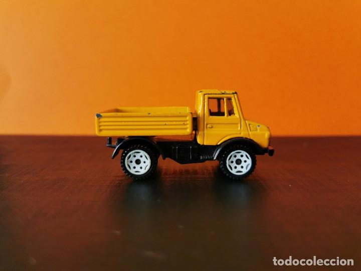 Coches a escala: Unimog 1/87 Siku - Foto 4