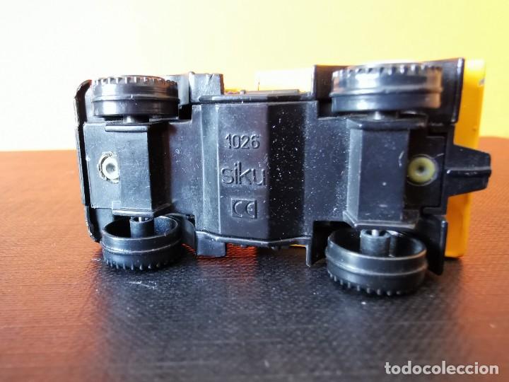 Coches a escala: Unimog 1/87 Siku - Foto 5