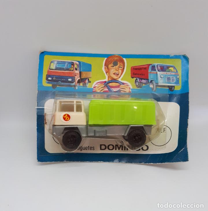 Coches a escala: MINI CAMI&Oacute;N JUGUETES DOMINGO VEH&Iacute;CULO PL&Aacute;STICO EN MINIATURA EN BLISTER A&Ntilde;OS 70