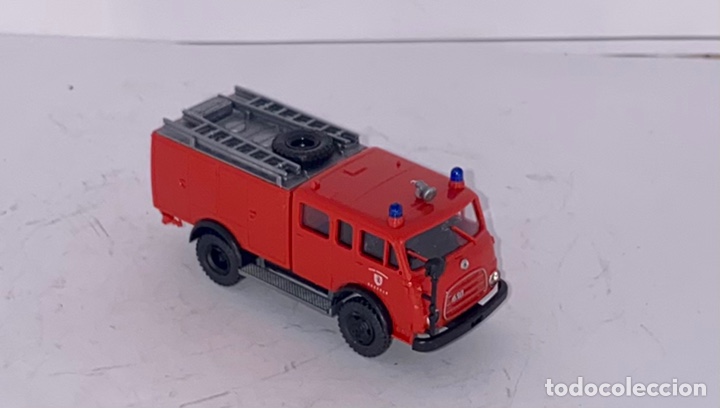 Voitures &agrave; l'&eacute;chelle: Roco 1/87 HO Steyr 680 Furg&oacute;n Pompiers