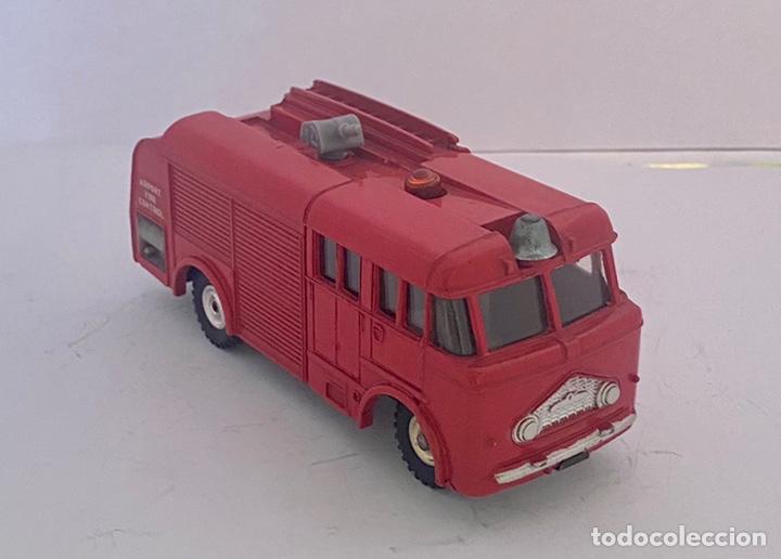 Auto in scala: Dinky Toys Aeroport 276 de 1962