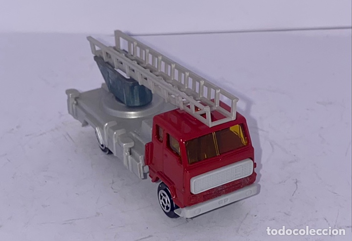 Coches a escala: Norev Mini jet Volvo F-89