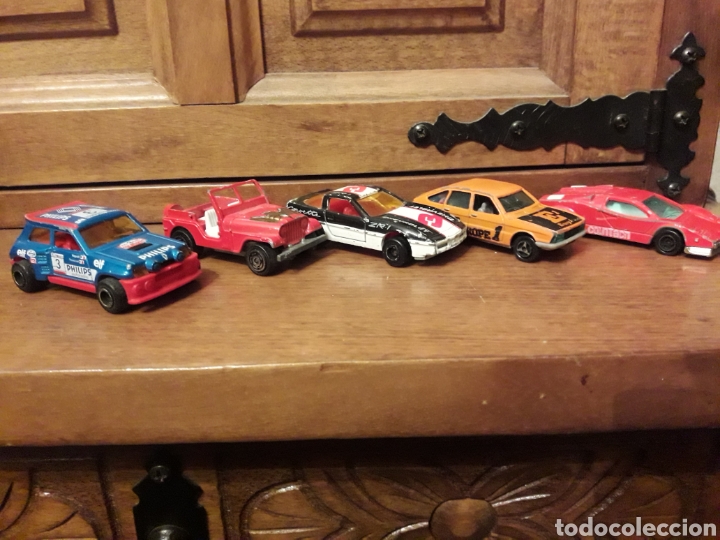Coches a escala: Cinco antiguos coches met&aacute;licos Majorette
