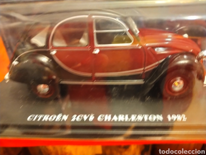 Coches a escala: Coche escala 1/124 Citroen 2CV6 charlest&oacute;n 1982
