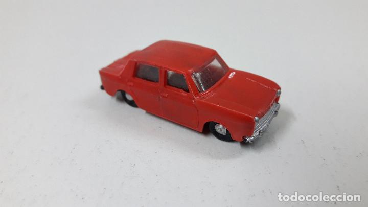 Coches a escala: COCHE . REALIZADO POR EKO . MEDIDA DE LARGO 4,2 CM