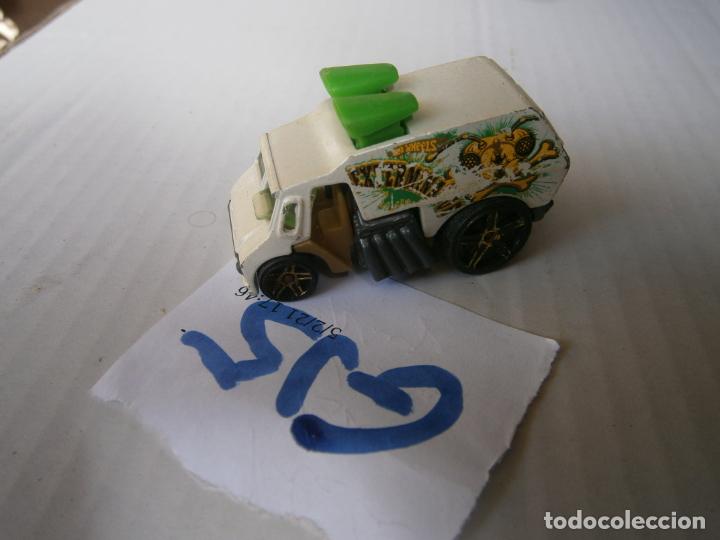 Coches a escala: ANTIGUO COCHE DE PEQUE&Ntilde;A ESCALA - ENVIO INCLUIDO A ESPA&Ntilde;A