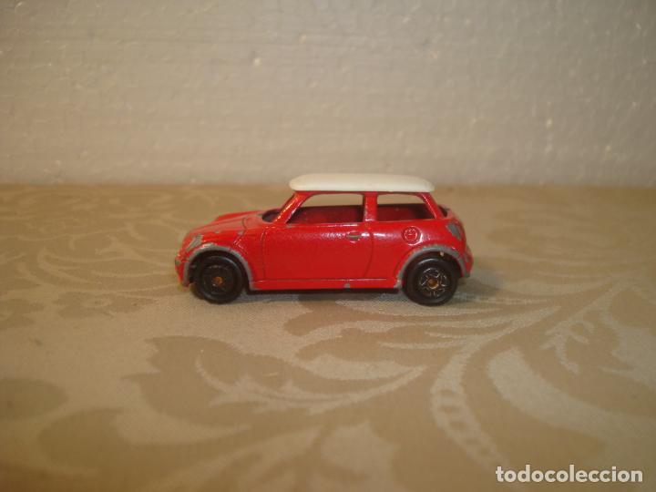 Coches a escala: majorette new mini cooper bmw ag 1/56 ref. 294 c sin cristales