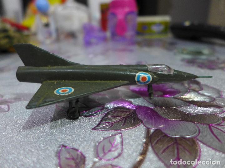 Coches a escala: AVION MILITAR DE METAL - Foto 2