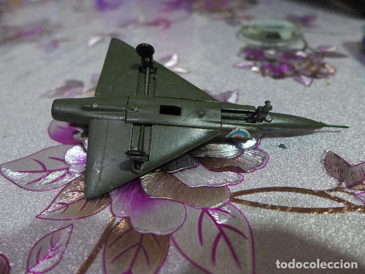 Coches a escala: AVION MILITAR DE METAL - Foto 4