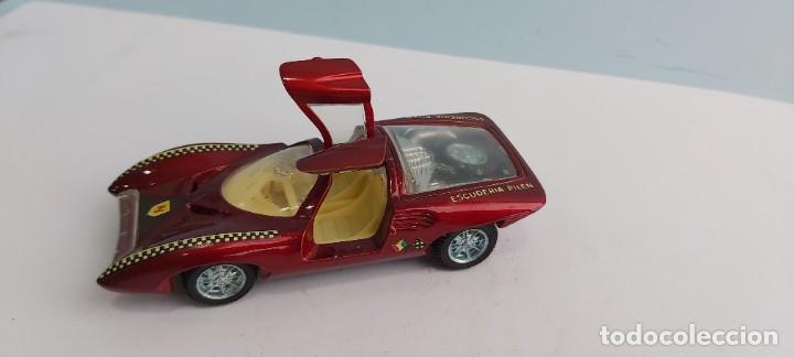 Coches a escala: COCHE ANTIGUO DE LA CASA PILEN FERRARI P5