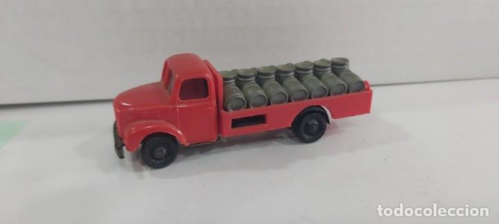 Coches a escala: ANTIGUO COCHE CAMION DE EKO A&Ntilde;OS 70