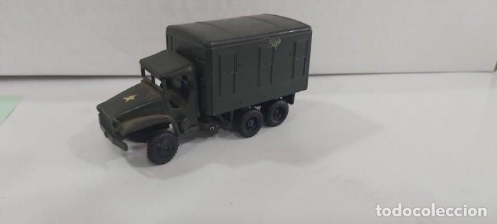 Coches a escala: ANTIGUO COCHE CAMION DE EKO A&Ntilde;OS 70 MILITAR