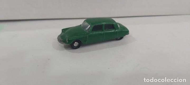 Coches a escala: ANTIGUO COCHE CAMION DE EKO A&Ntilde;OS 70 CITROEN DS 19