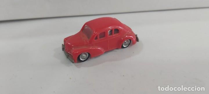 Coches a escala: ANTIGUO COCHE CAMION DE EKO A&Ntilde;OS 70 RENAULT 4 CV