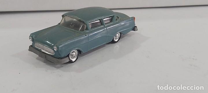 Coches a escala: ANTIGUO COCHE CAMION DE EKO A&Ntilde;OS 70