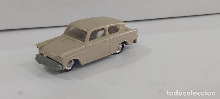 Coches a escala: ANTIGUO COCHE CAMION DE EKO A&Ntilde;OS 70 FORD ANGLINA