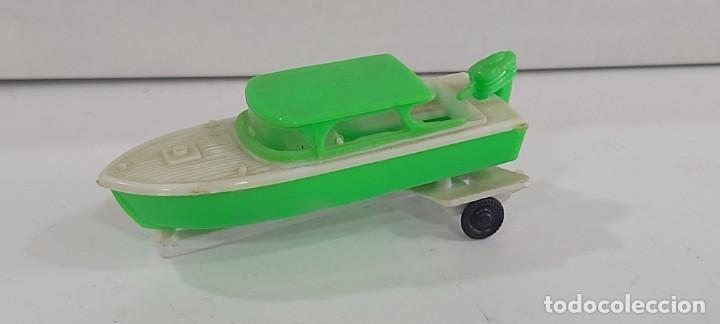 Coches a escala: ANTIGUO COCHE CAMION DE EKO A&Ntilde;OS 70 LANCHA CON REMOLQUE