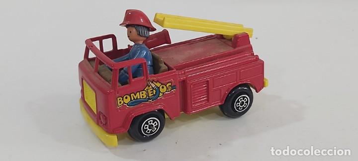 Coches a escala: ANTIGUO CAMION GUISVAL BOMBEROS GUISVALIN