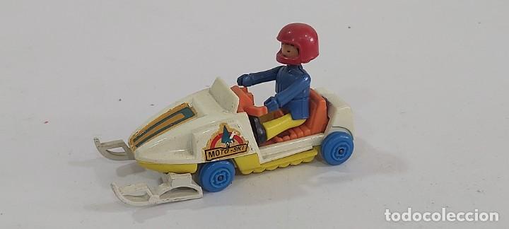 Coches a escala: ANTIGUO GUISVAL GUISVALIN