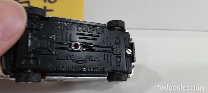 Coches a escala: ANTIGUO COCHE DE LA MARCA PILEN MINI COOPER PLATA - Foto 8