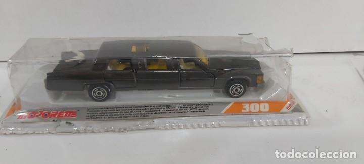 Coches a escala: ANTIGUO COCHE EN BLISTER MAJORETTE LIMUSINA