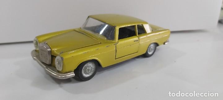 Model Cars: ANTIGUO COCHE DE LA MARCA PILEN MERCEDES 250 COUPE