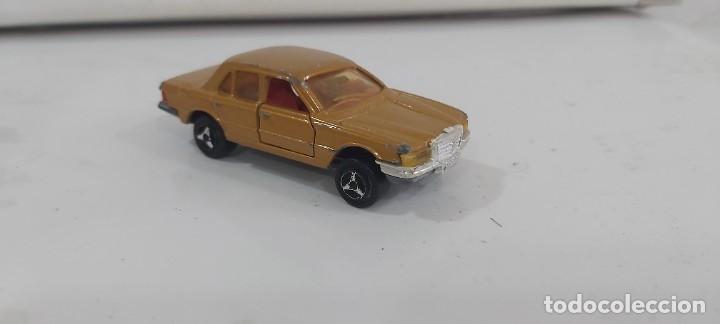 Coches a escala: ANTIGUO COCHE DE LA MARCA MAJORETTE MERCEDES