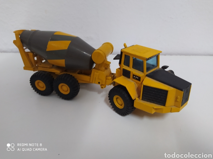 Coches a escala: Volvo bm hormigonera joal - Foto 1