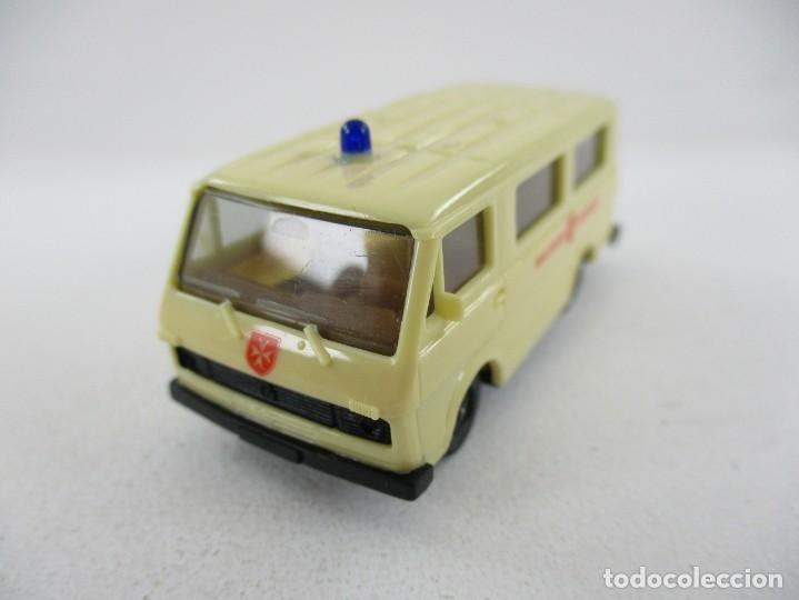 Coches a escala: COCHE ESCALA 1:87 R-BR1 - Foto 1