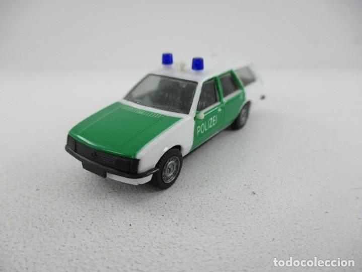 Coches a escala: COCHE ESCALA 1:87 R-BR1 - Foto 1