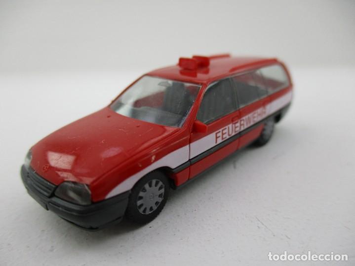 Coches a escala: COCHE ESCALA 1:87 R B3 - Foto 1
