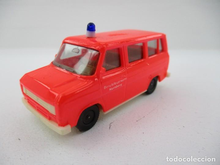 Coches a escala: COCHE ESCALA 1:87 R B3 - Foto 1