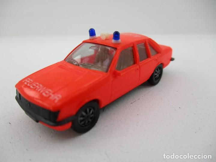 Coches a escala: COCHE ESCALA 1:87 R B3 - Foto 1