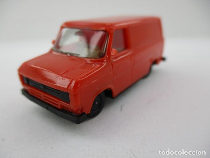 Coches a escala: COCHE ESCALA 1:87 R B3 - Foto 1