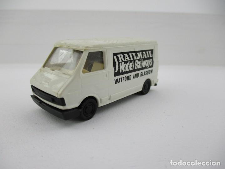Coches a escala: COCHE ESCALA 1:87 R B4 - Foto 1